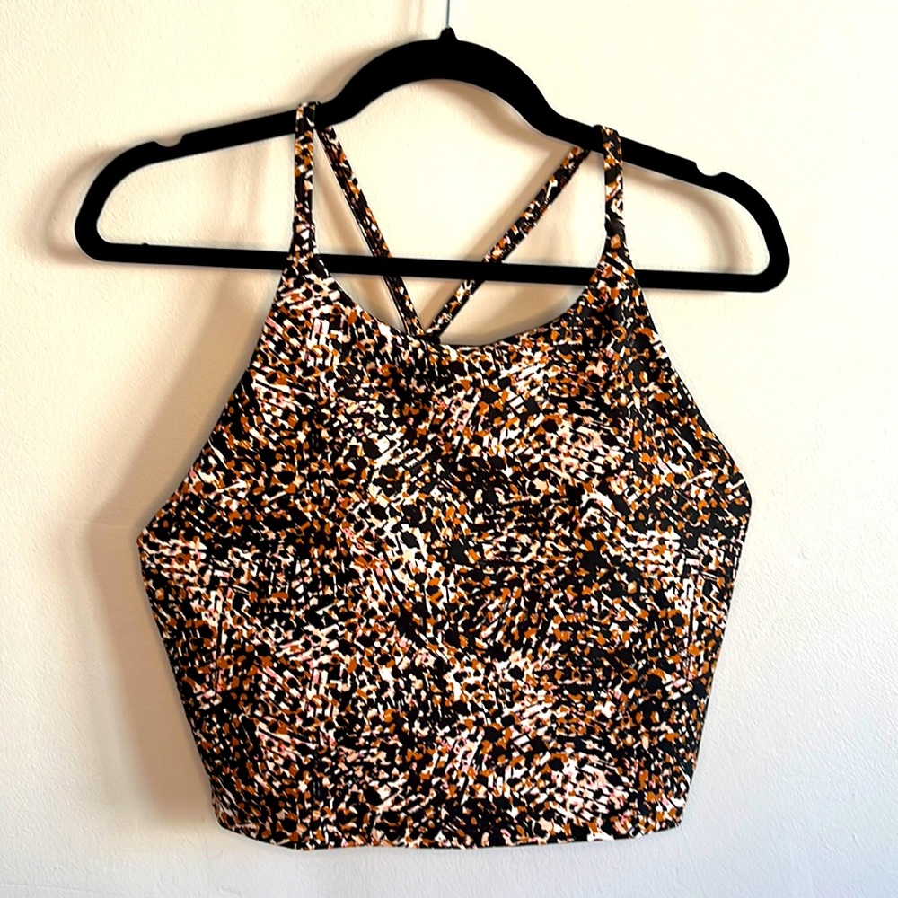Old Navy Athletic Crop Top with Abstract Print size Large